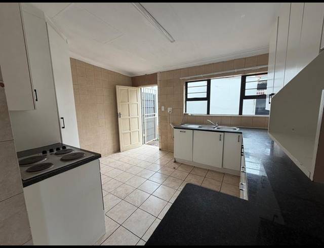 2 BEDROOM PROPERTY TO RENT IN BOKSBURG NORTH